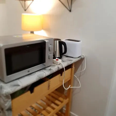 Apartment Owl Right - C La Chouette *