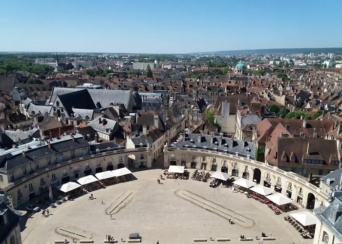 Owl Right - C La Chouette Apartment